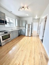 3239 S May St in Chicago, IL - Building Photo - Building Photo