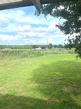 125 Kellar Rd in Smithville, TX - Building Photo - Building Photo