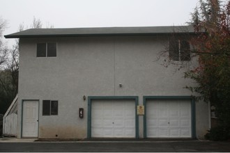 7500 Sombrilla Ave in Atascadero, CA - Building Photo - Building Photo