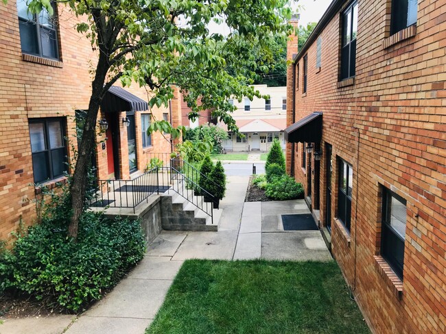 1119 Arkansas Ave, Unit 2, Unit 2