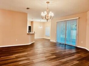 68 Upshire Path in Palm Coast, FL - Foto de edificio - Building Photo