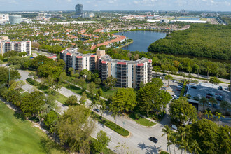 Bravura Condominiums in Aventura, FL - Building Photo - Building Photo