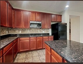 2722 Dayview Ln in Atlanta, GA - Building Photo - Building Photo