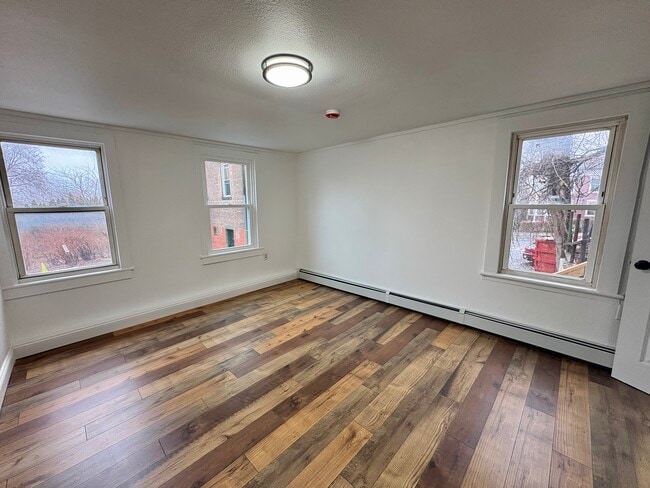 1 Clermont Ln, Unit 1 in Saugerties, NY - Building Photo - Building Photo