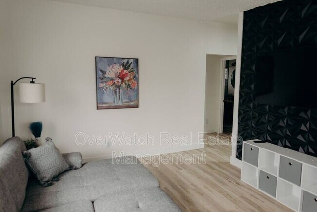 3007 W 33rd Ave in Anchorage, AK - Building Photo - Building Photo