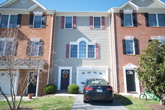property at 3046 Crystal Spring Ln