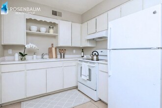 826 E 4th Pl, Unit B in Mesa, AZ - Foto de edificio - Building Photo