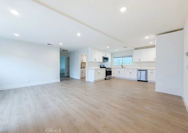 property at 17903 Dorsey Way