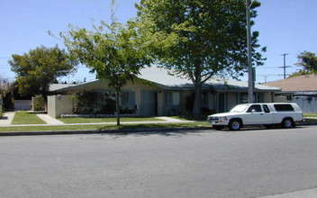 425 N Kodiak St in Anaheim, CA - Building Photo - Building Photo