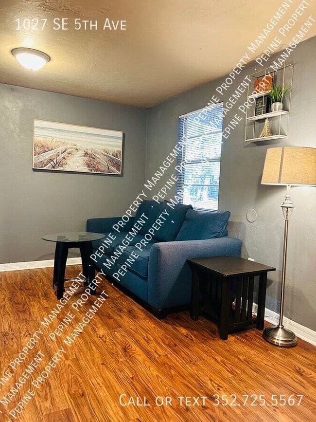 1027 SE 5th Ave in Gainesville, FL - Building Photo - Building Photo