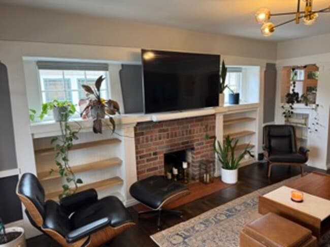 2527 Noble Ave in Alameda, CA - Building Photo - Building Photo
