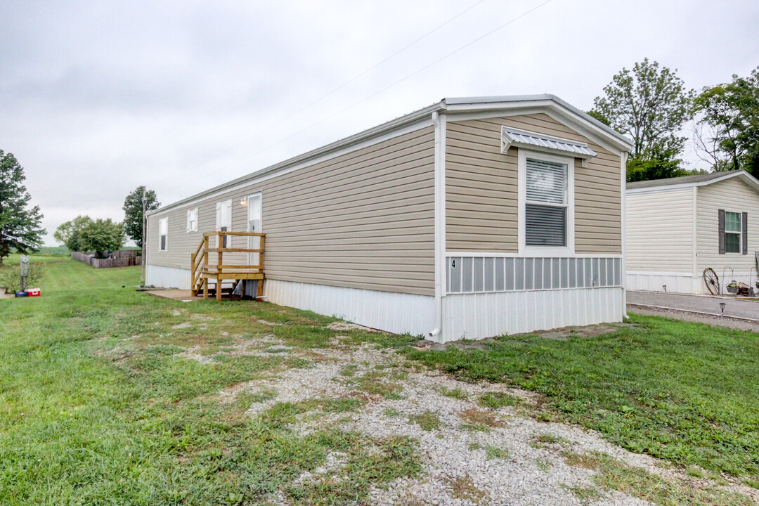 199 Seays Rd in Trenton, KY - Building Photo