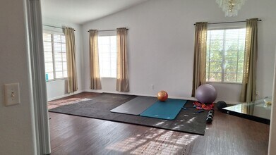 436 Pumpkin Way in Henderson, NV - Building Photo - Building Photo