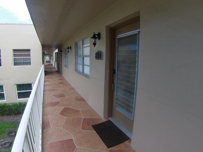 854 Normandy Trail in Delray Beach, FL - Building Photo - Building Photo