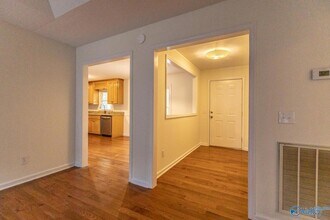 111 Cepha Dr in Hazel Green, AL - Foto de edificio - Building Photo