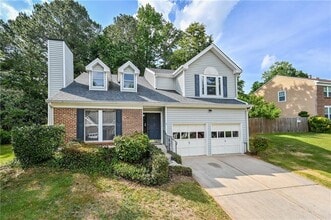 3991 E Meadow Dr in Duluth, GA - Building Photo - Building Photo
