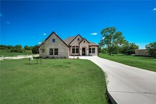 8240 Cuesta Ln in Fort Worth, TX - Building Photo