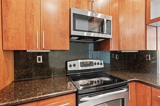 24 Ave at Port Imperial in West New York, NJ - Foto de edificio - Building Photo