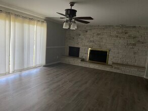 302 Coronation Dr in O'Fallon, MO - Building Photo - Building Photo