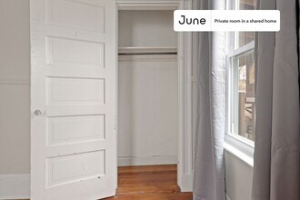 Private bedroom in 3 bed/1 bath Home in Boston, MA - Building Photo - Building Photo
