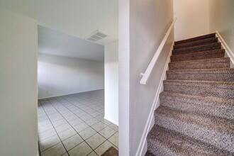 2696 N 43rd Ave in Phoenix, AZ - Building Photo - Building Photo