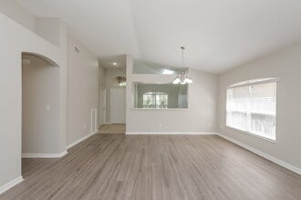 4812 Limerick Dr in Tampa, FL - Building Photo - Building Photo