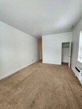 19 S Weymouth Ave in Ventnor City, NJ - Building Photo - Building Photo