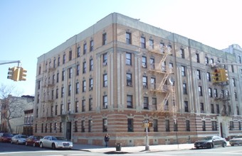 2406 Lorillard Pl in Bronx, NY - Building Photo - Building Photo