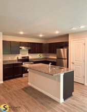 4243 Spring Park Rd in Jacksonville, FL - Building Photo - Building Photo