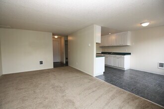 1903 W 31st St, Unit K in Vancouver, WA - Building Photo - Building Photo