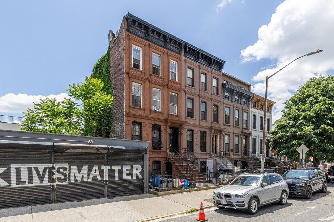 46 Palmetto St in Brooklyn, NY - Foto de edificio