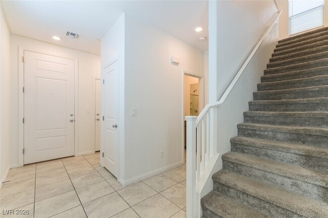 10628 Silver Pond Ave in Las Vegas, NV - Building Photo - Building Photo