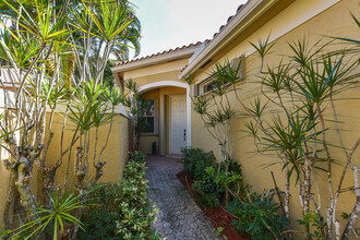 6606 NW 23rd Ter in Boca Raton, FL - Building Photo - Building Photo