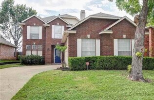 18528 Shadow Ridge Dr in Dallas, TX - Building Photo