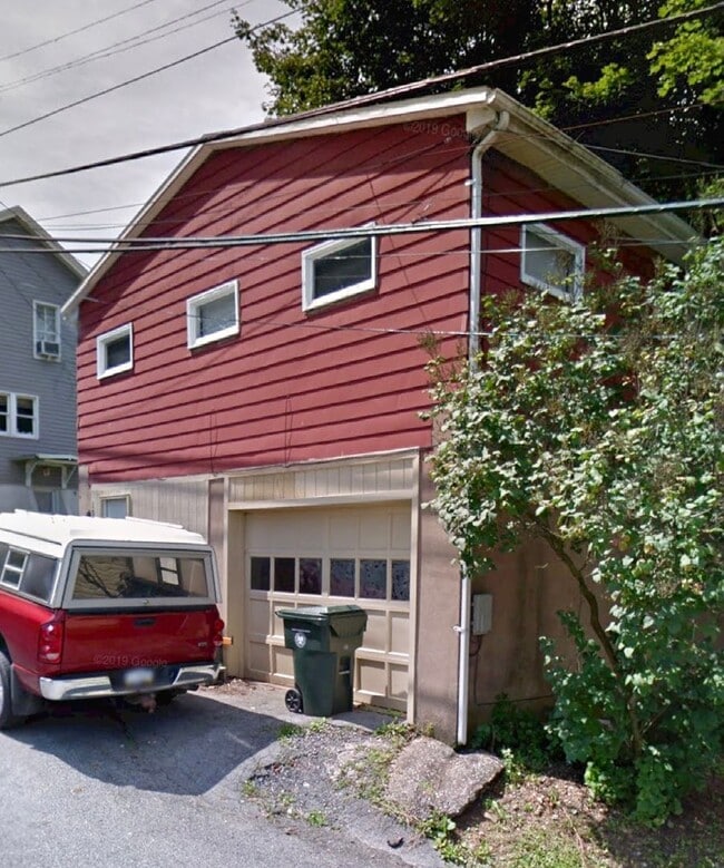 103 N Ridge St in Bellefonte, PA - Building Photo - Building Photo