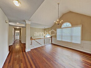 223 Eagle Glen Way in Woodstock, GA - Foto de edificio - Building Photo