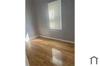 7448 S Princeton Ave in Chicago, IL - Building Photo - Building Photo