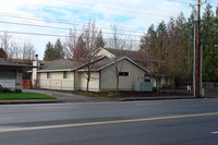 Jackson Court in Portland, OR - Foto de edificio - Building Photo