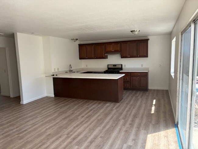 222 Vine St in Paso Robles, CA - Building Photo - Building Photo