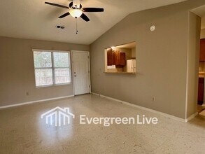 107 Jardin Ct in Raeford, NC - Building Photo - Building Photo