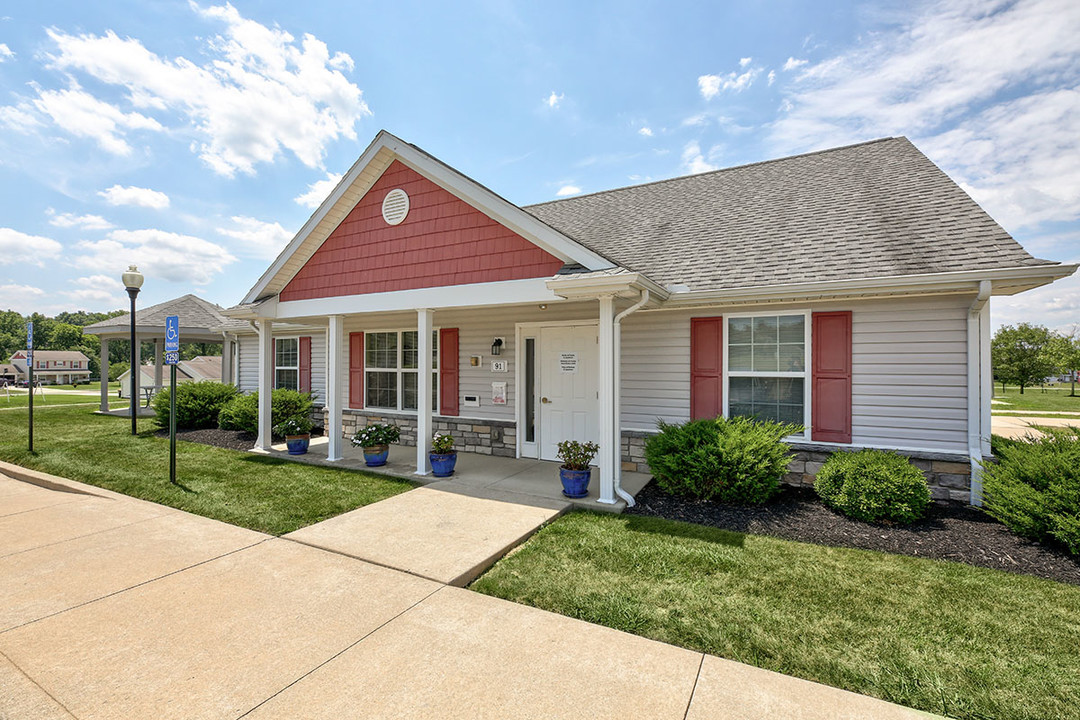 Honeybrook Greene in Utica, OH - Building Photo