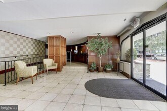 922 24th St NW in Washington, DC - Building Photo - Building Photo