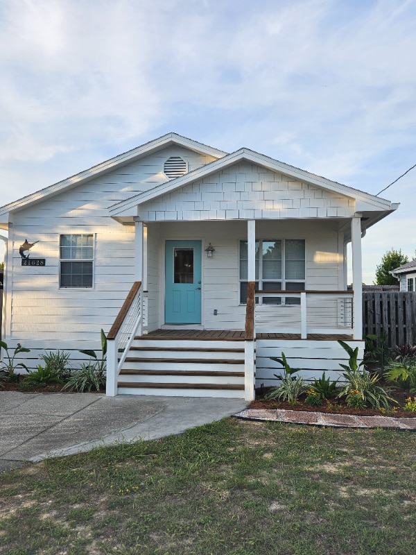 property at 21628 Marlin Ave