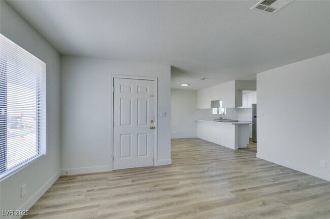 6932 Kilgore Dr-Unit -C in Las Vegas, NV - Building Photo - Building Photo