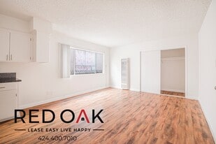 840 S Carondelet St in Los Angeles, CA - Building Photo