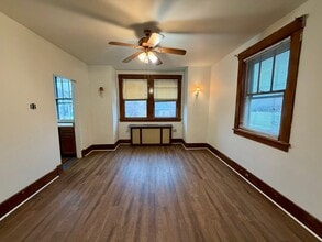 1011 2nd St in Mckees Rocks, PA - Building Photo - Building Photo