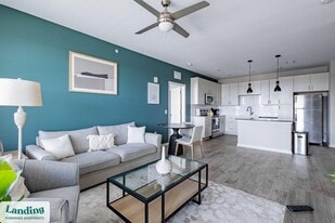 4787 Houston Rd in Florence, KY - Building Photo