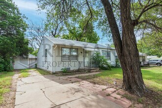 608 N Sheridan St in Wichita, KS - Building Photo - Building Photo