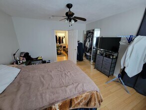 239 Bennington St, Unit #1 in Boston, MA - Building Photo - Building Photo