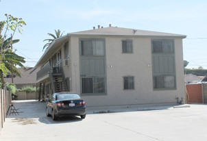 7604 S Figueroa St Apartments